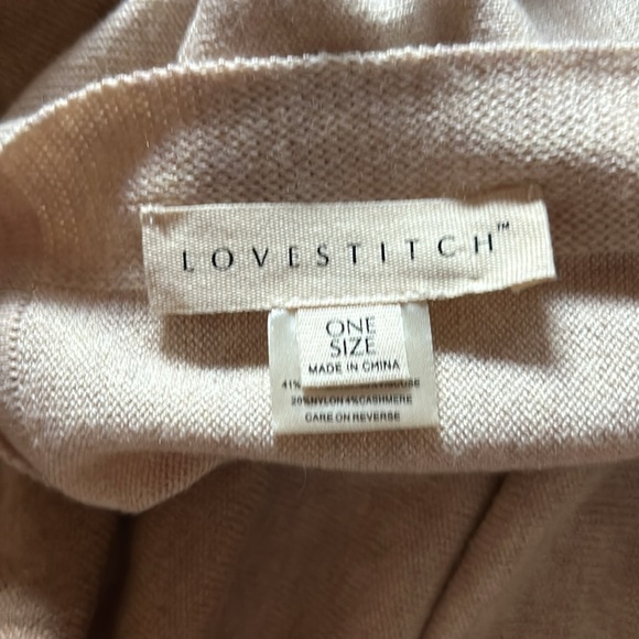 Lovestitch brand Ombré fringe poncho - Picture 2 of 2